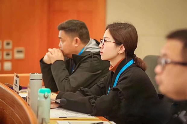 對(duì)話新西蘭智閣龍娟：以柔克剛 打造企業(yè)新氣象