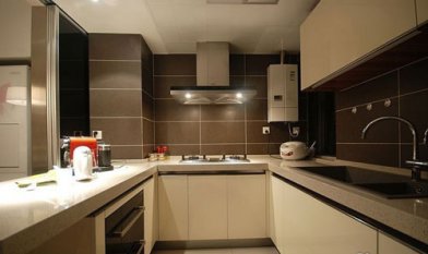 櫥柜面板開裂怎么辦，櫥柜面板如何保養(yǎng)