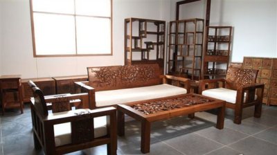 核桃木家具的優(yōu)缺點(diǎn)，核桃木家具如何保養(yǎng)?