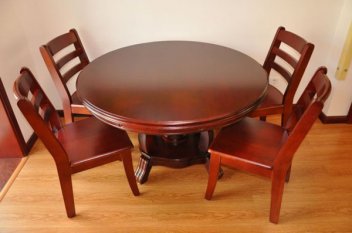 紅橡木家具優(yōu)缺點(diǎn)有哪些，如何選擇？